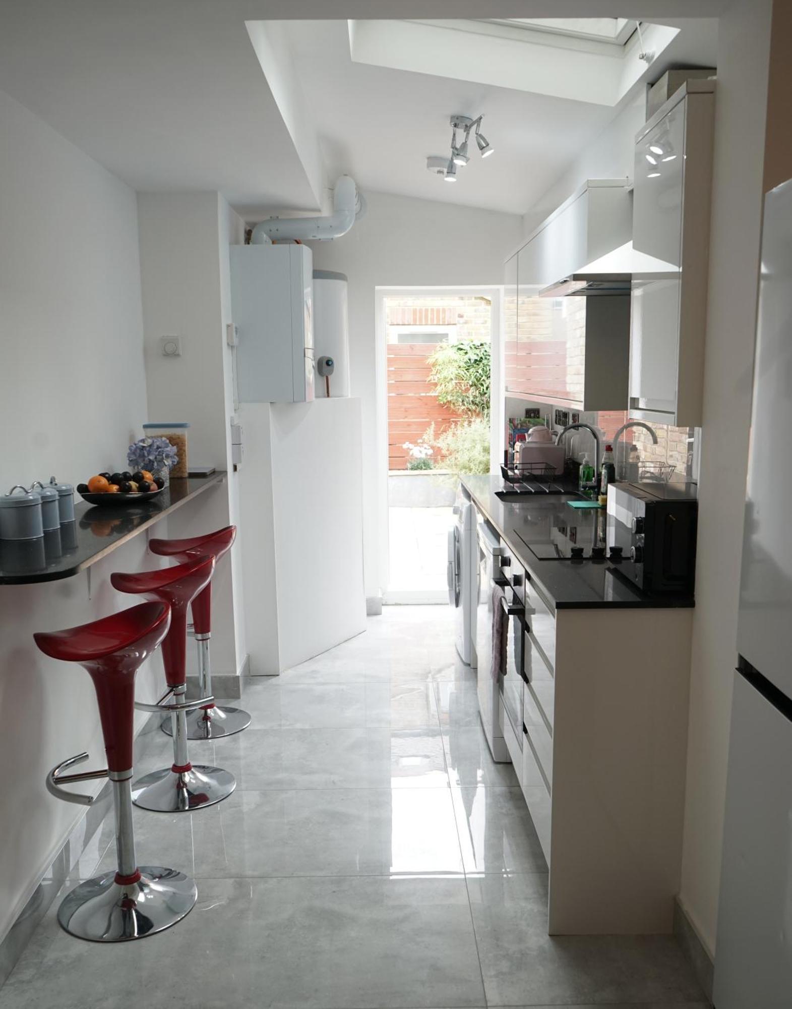 Luxury London House Sleeps 13, 2 Minutes To Metro Villa Exteriör bild